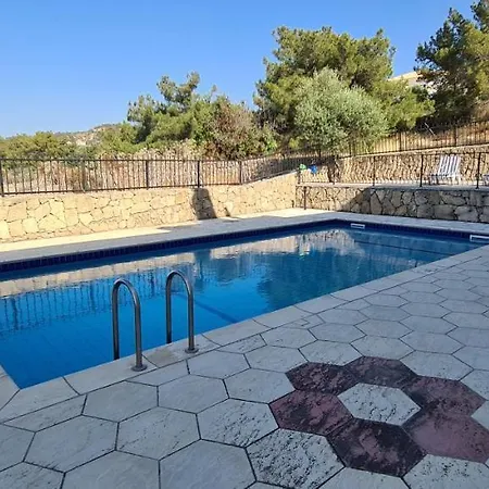 Villa With Spectacular Sea Views, Private Pool, Gardens & Parking Kalogrea